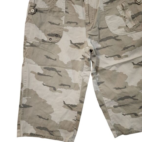Allison Brittney Petite Camo Capri Chino Pants - Size 14P - Picture 4 of 11
